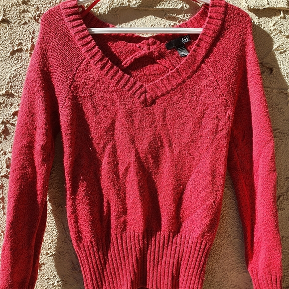 Pink & Black Marbled Fox Sweater - Picture 1 of 4